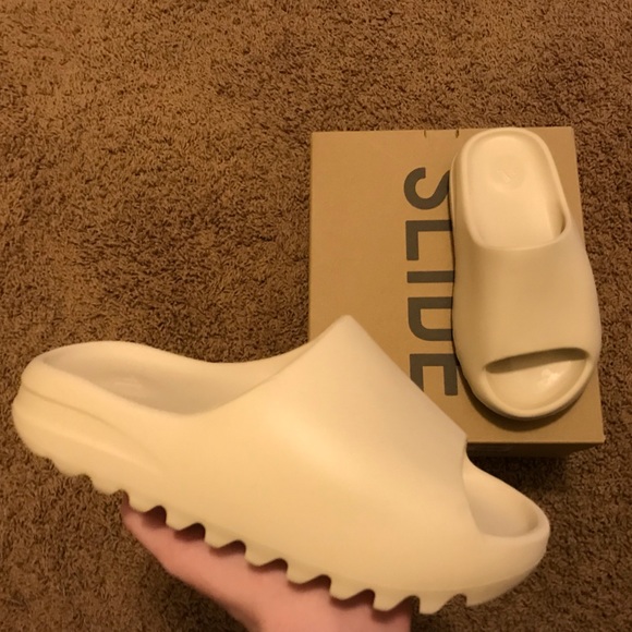 yeezy slides cream